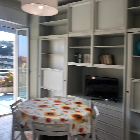 Apartment ^*flaminia Attico^* Zona Foce Centro Sanremo! 4 Posti Letto!